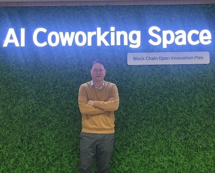 CEO Image